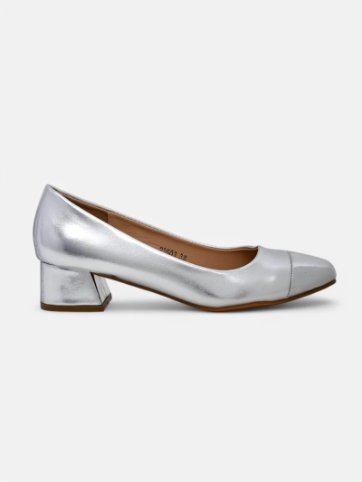 Royalfashion Женские туфли на низком каблуке Penolle