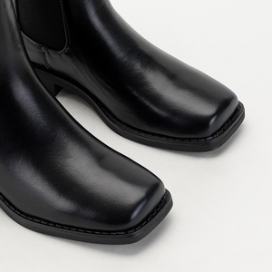 OUTLET Черные женские сапоги с квадратным носком Pyroqe - Обувь