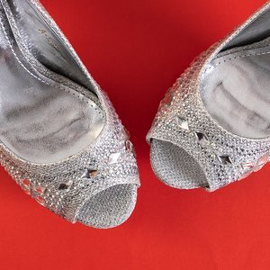 Серебряные женские туфли на шпильке Polinari