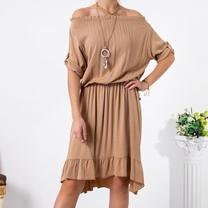 Светло-коричневое женское ассиметричное платье