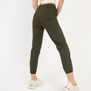 Зеленые женские брюки