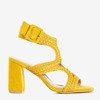 Желтые босоножки на каблуке Viesia