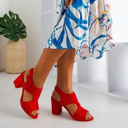 Червоні жіночі ажурні босоніжки на пошті Cytuss- Взуття 1