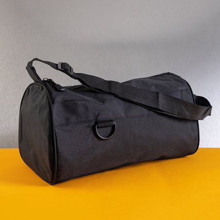 Чорна спортивна сумка