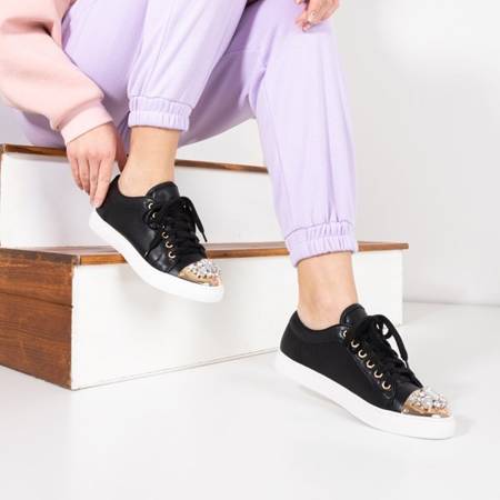 Чорні кросівки з декоративними камінчиками на носку Lilly - Взуття