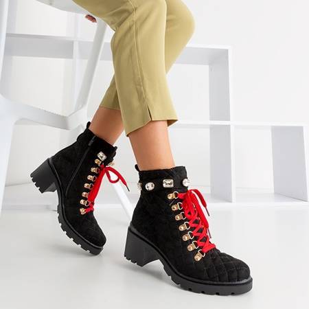 Чорні жіночі стьобані черевики Marlevo