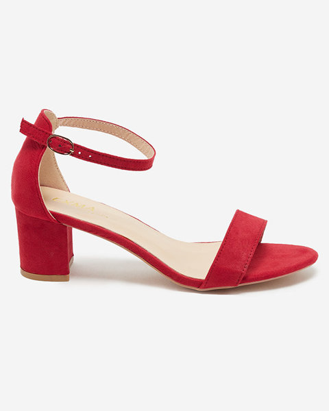 Червоні жіночі сандалі на пост Неліно - Взуття