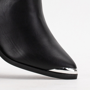 Чорні жіночі черевики з оздобленням Igunos