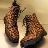Жіночі черевики з леопардовим принтом Lobito - Взуття