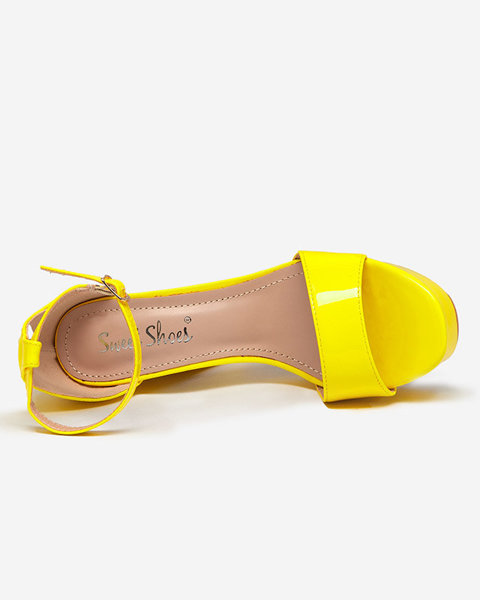 Жовті жіночі босоніжки на вищому каблуці Berija - Взуття